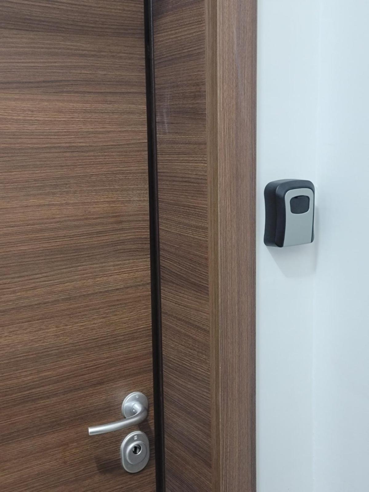 Rentnest Apartment *